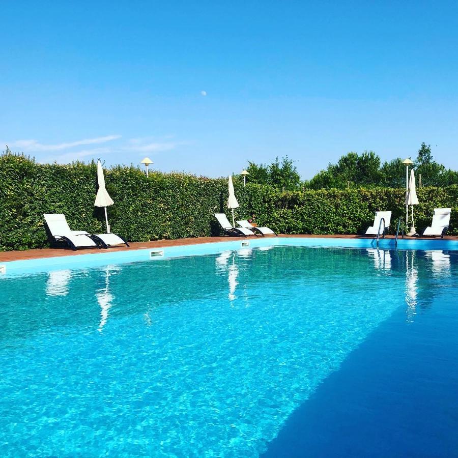 Villa Lavinia B&B Montescudaio Exterior photo