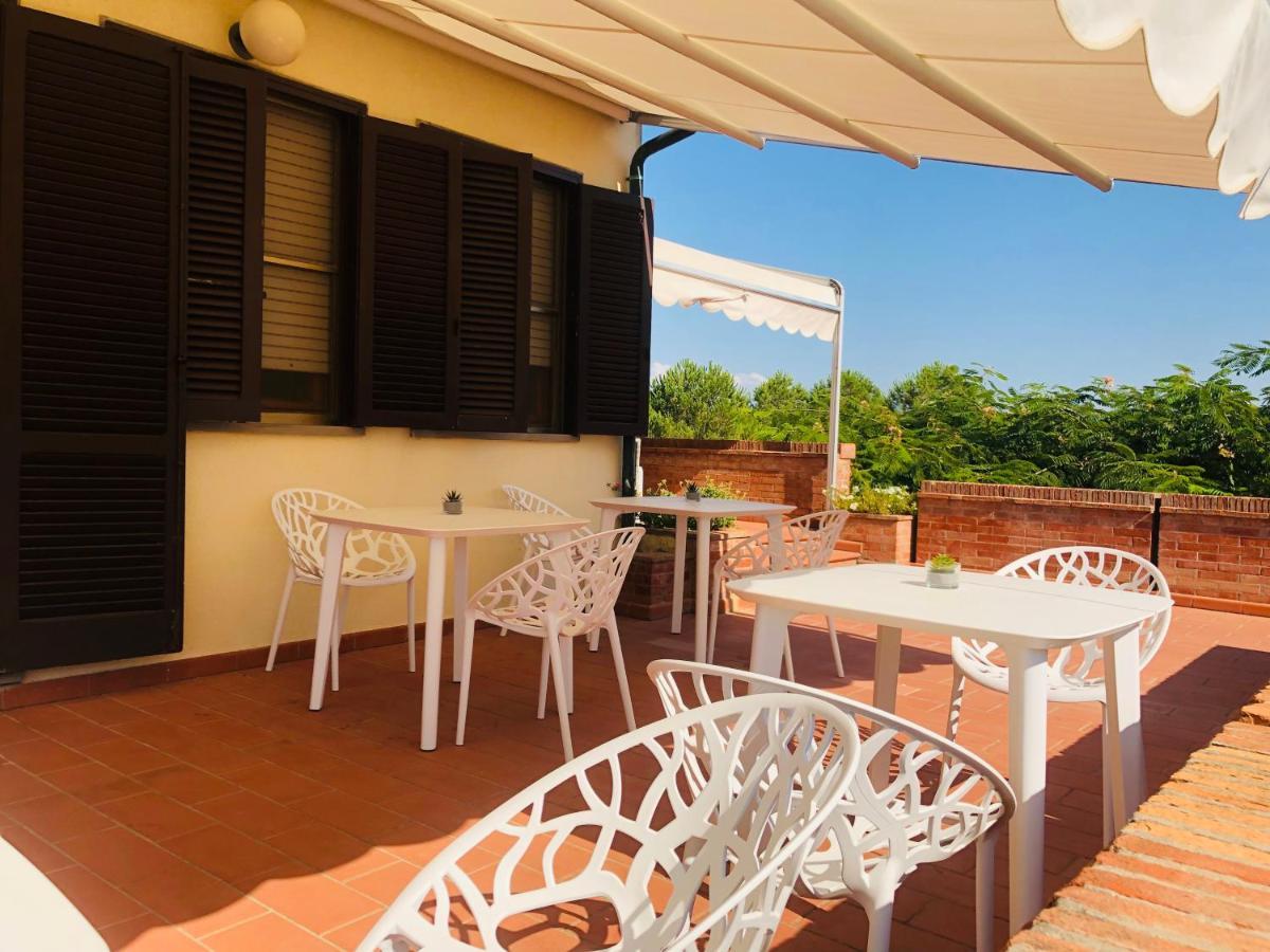 Villa Lavinia B&B Montescudaio Exterior photo