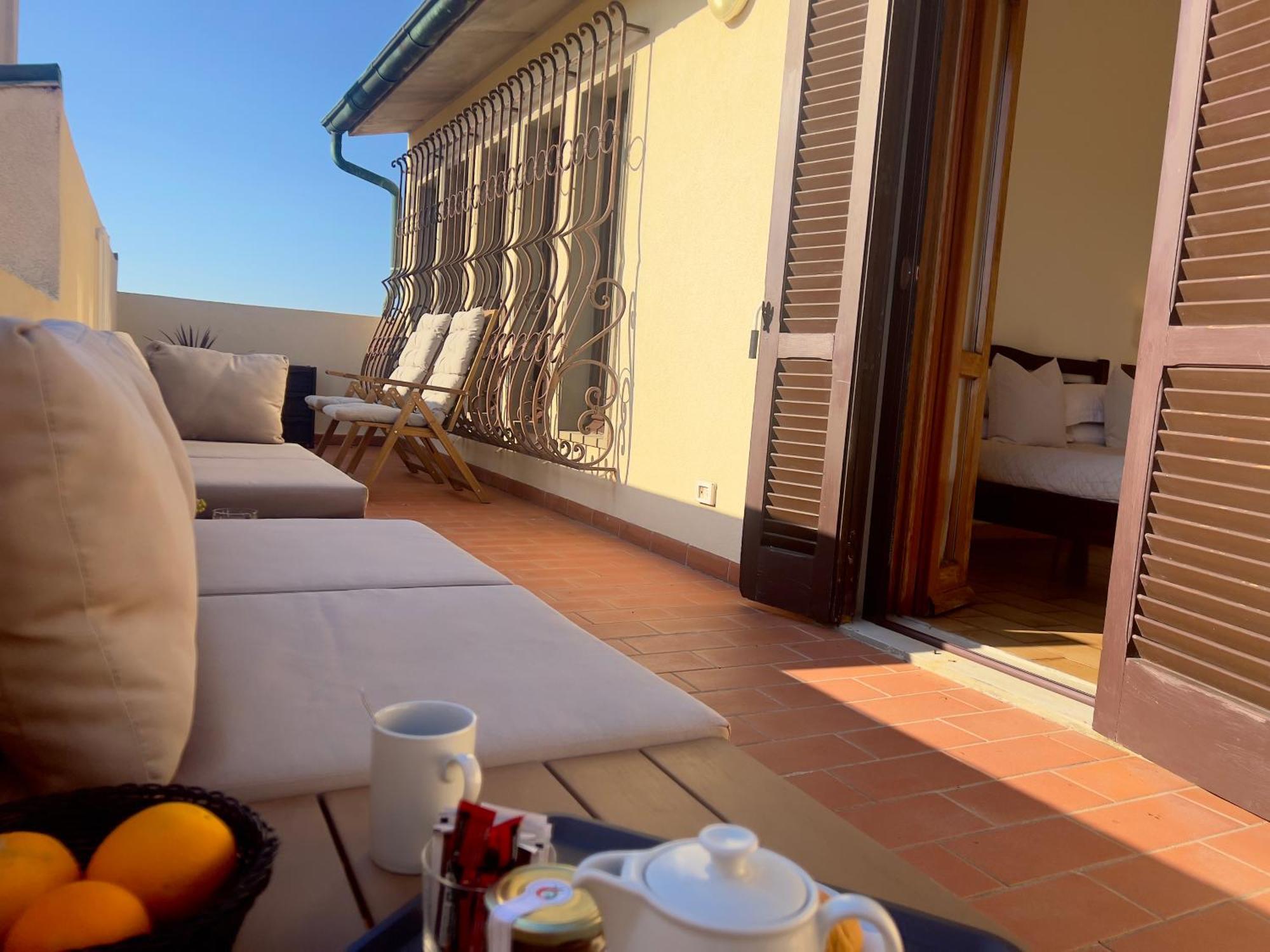 Villa Lavinia B&B Montescudaio Exterior photo